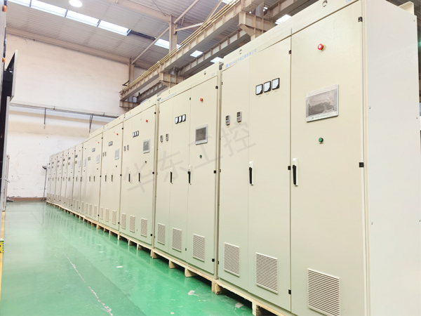 控制柜現(xiàn)在實(shí)拍