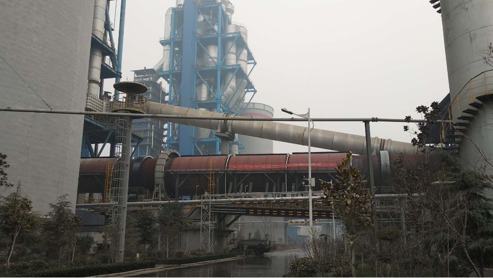 華東工控丨豫龍同力水泥礦石長距離輸送膠帶輸送機多傳同步控制柜案例